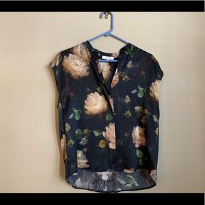 Vince silk, floral top. Never worn!